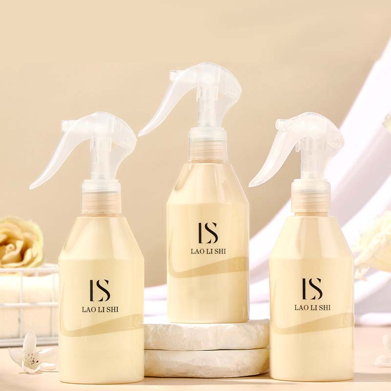 🔥50% OFF✨ Anti-Frizz Smoothing Hair Spray - ⏳ While supplies last