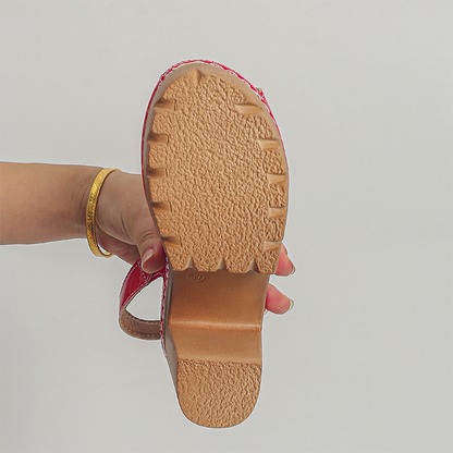 💎 50% OFF ELEGANT PEEP-TOE SANDALS! 💎 9.5cm Chunky Heel, Secure Buckle & Rugged Grip for All-Day Style✨