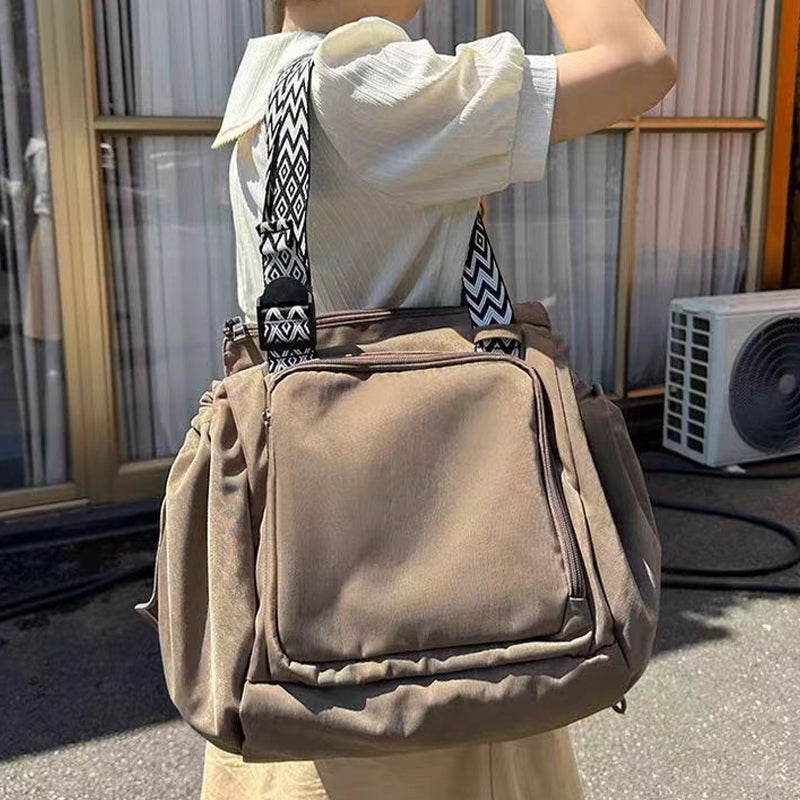 👜 50% OFF NOW! 💼 Large Capacity Fashion Versatile Shoulder Bag – Spacious Design, Durable Nylon & Adjustable Strap ✨