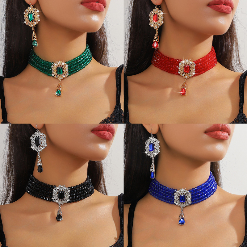 📢📢48% OFF !! ⏰Luxury Crystal Choker & Earring Set