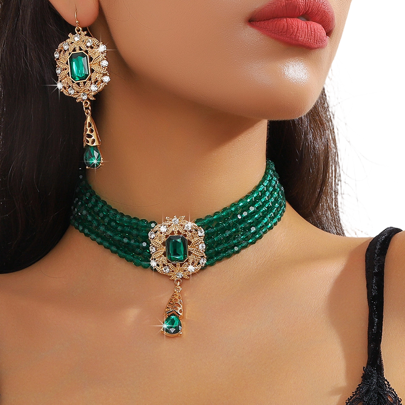 📢📢48% OFF !! ⏰Luxury Crystal Choker & Earring Set