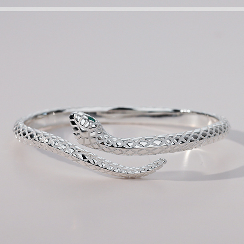 🎉 2026 Sale — Over 21,000 Sold! 🐍 Wrap Your Wrist in Mystery – A Serpent's Elegance, Yours to Wear! ✨