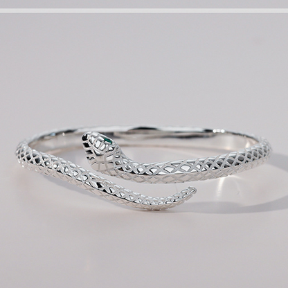 🎉 2026 Sale — Over 21,000 Sold! 🐍 Wrap Your Wrist in Mystery – A Serpent's Elegance, Yours to Wear! ✨